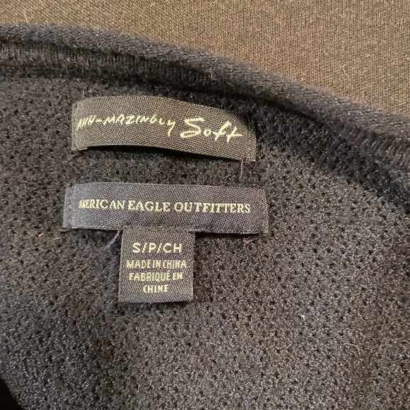 Lot of 2, size 4 shirts - Picture 4 of 10